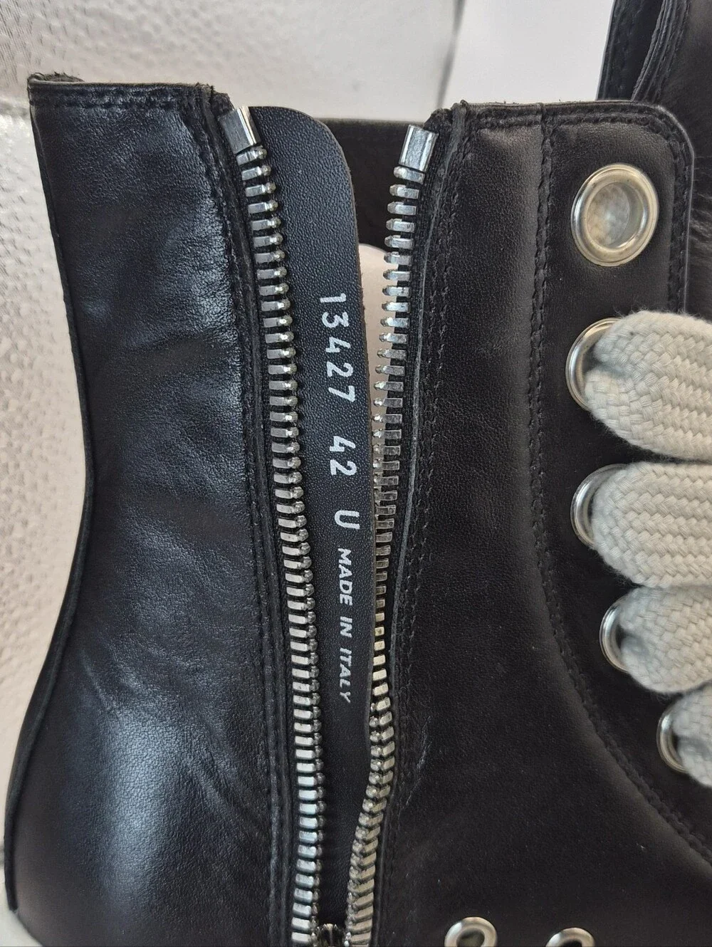 Rick Owens Black  And Cream Jumbo Laces High Top Size 42/9.5 US